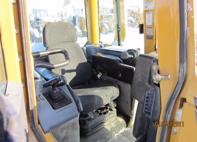 Cat D6N 0AKM00733