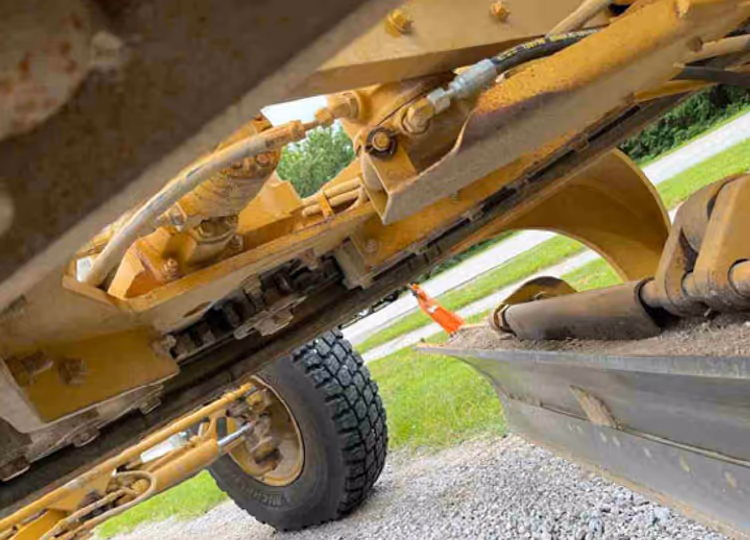 Caterpillar 140H APM00273