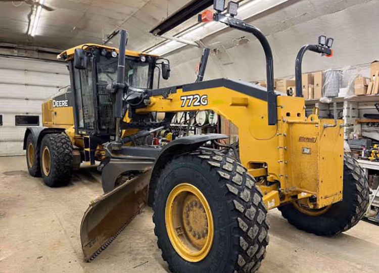 John Deere 772G 1DW772GXVJF693655