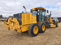 2012 John Deere 672GP