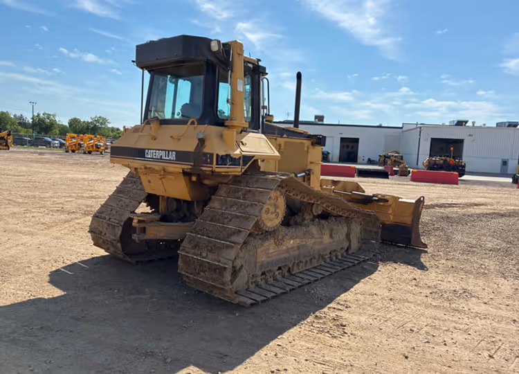 Caterpillar D6M LGP 4JN00823