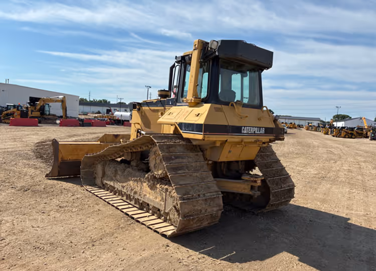 Caterpillar D6M LGP 4JN00823
