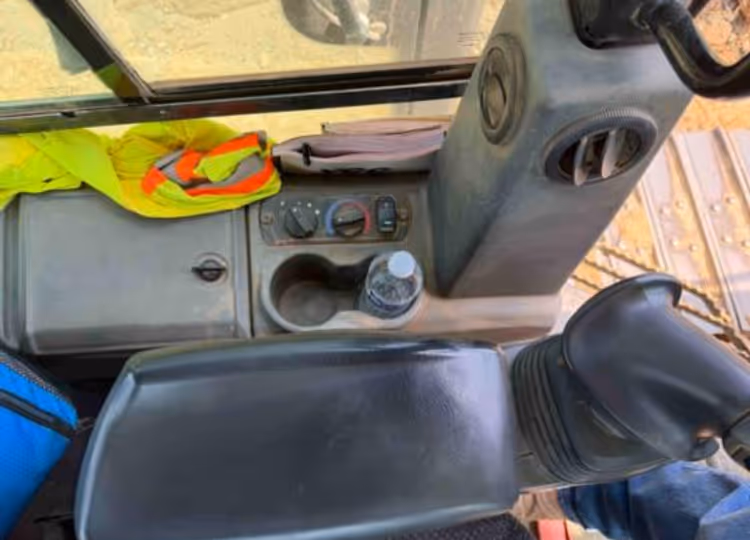 Caterpillar D5K2LGP AR KY207223