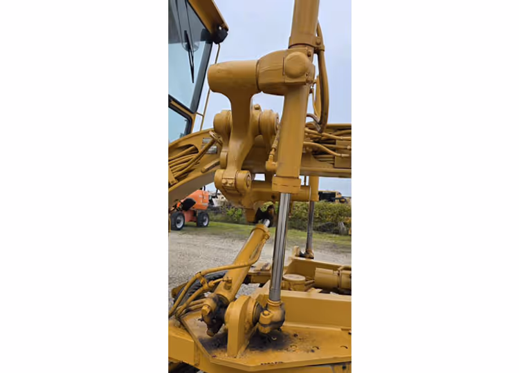 Caterpillar 140G 72V08132