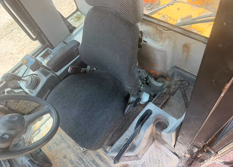 Caterpillar 938G RTB01754