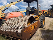 2001 Caterpillar CP563D