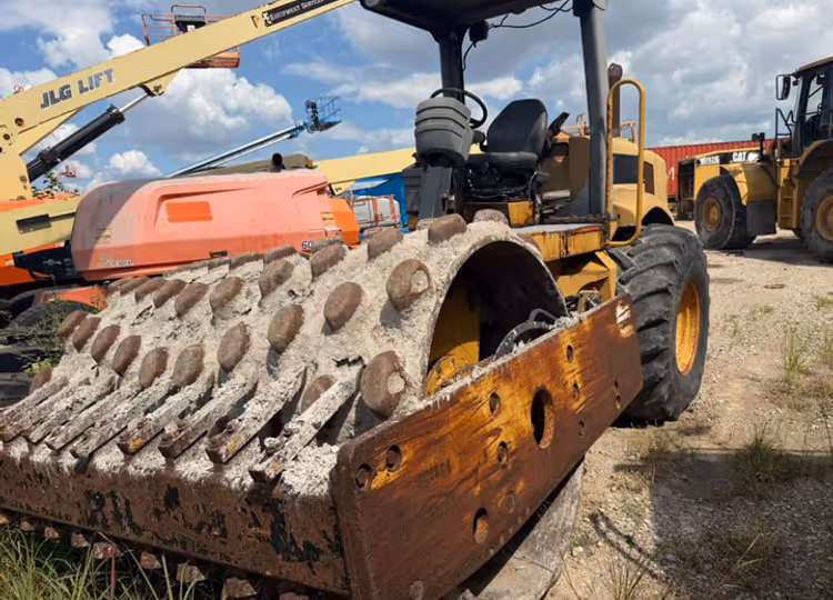 2001 Caterpillar CP563D 9ZW00402
