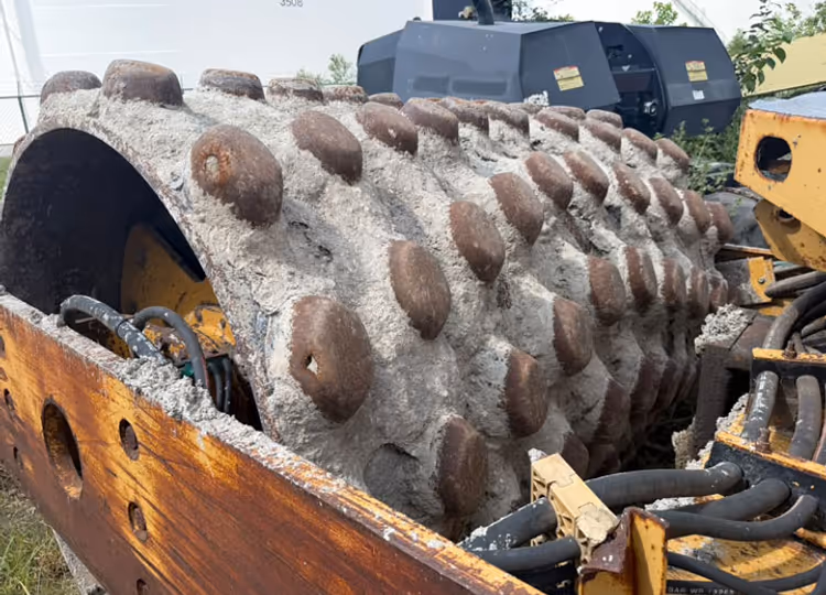 Caterpillar CP563D 9ZW00402