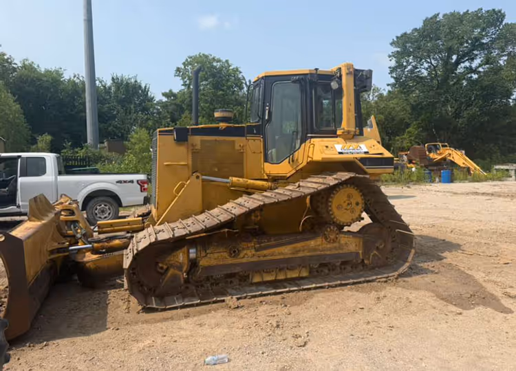 Caterpillar D6M LGP 4JN00823