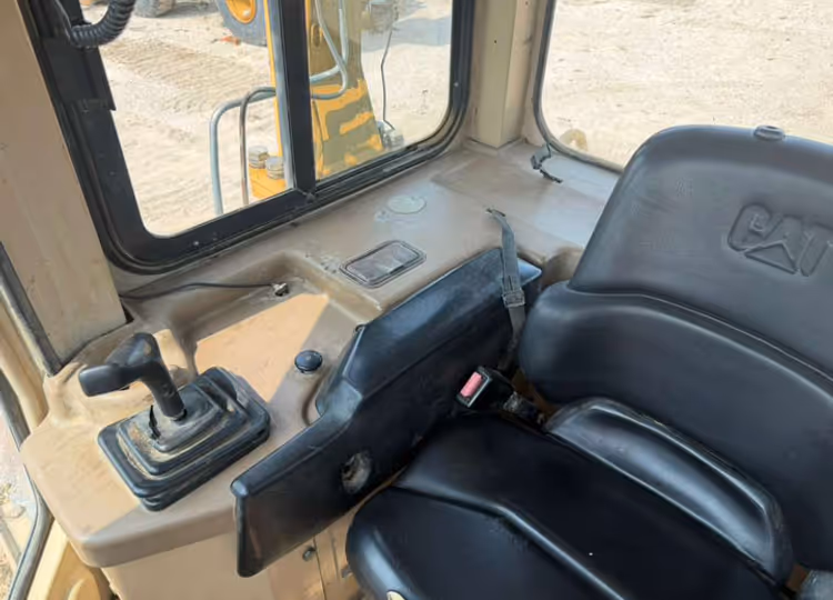 Caterpillar D6M LGP 4JN00823