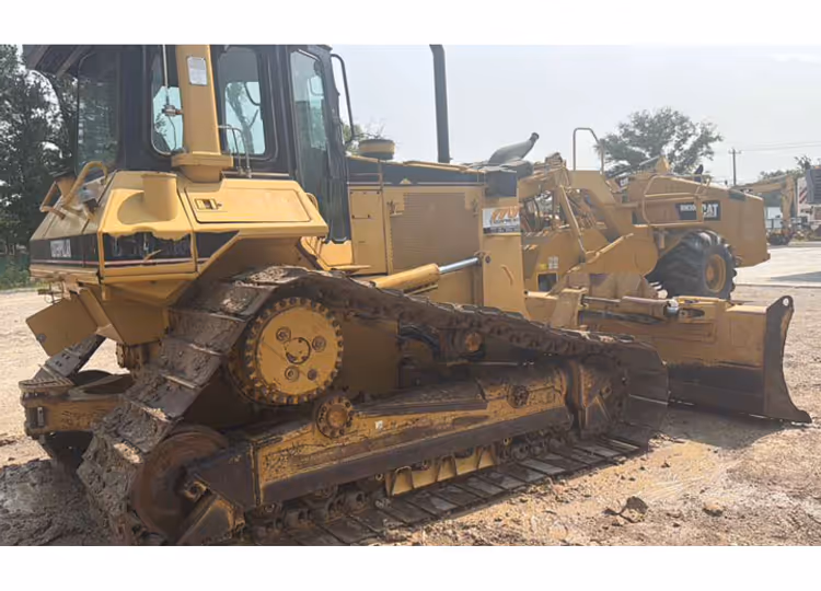 Caterpillar D6M LGP 4JN00823