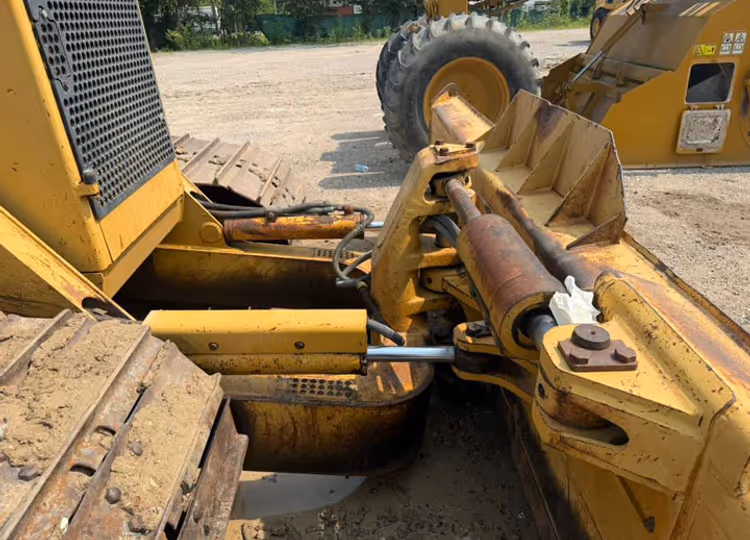 Caterpillar D6M LGP 4JN00823