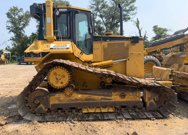 Caterpillar D6M LGP 4JN00823