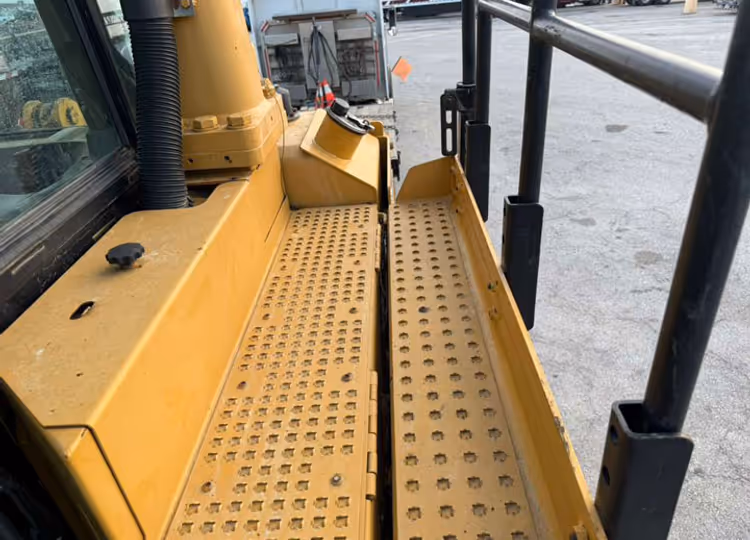 Caterpillar D8T FCT00304