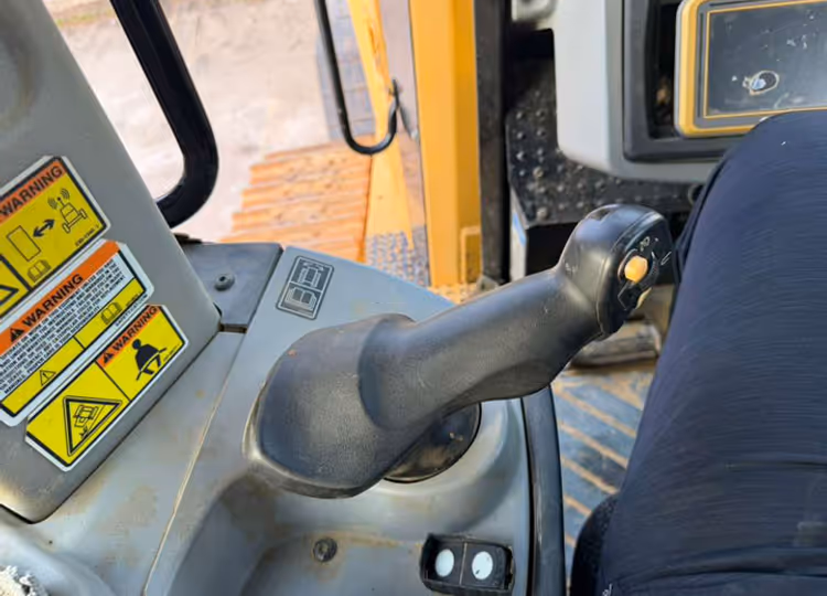 Caterpillar D8T FCT00304