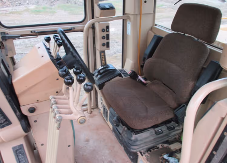 Cat 140H APM01277
